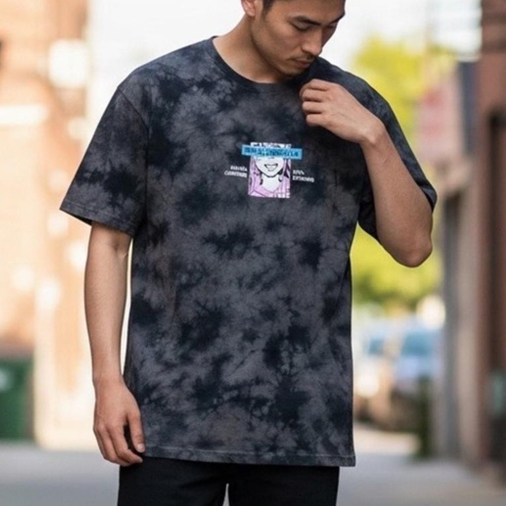 Metal Umbrella Evolving Anime Graphic T Shirt Black Tie Dye Med Streetwear Tee